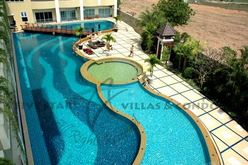 Condominium for rent in Jomtien showing the great pool